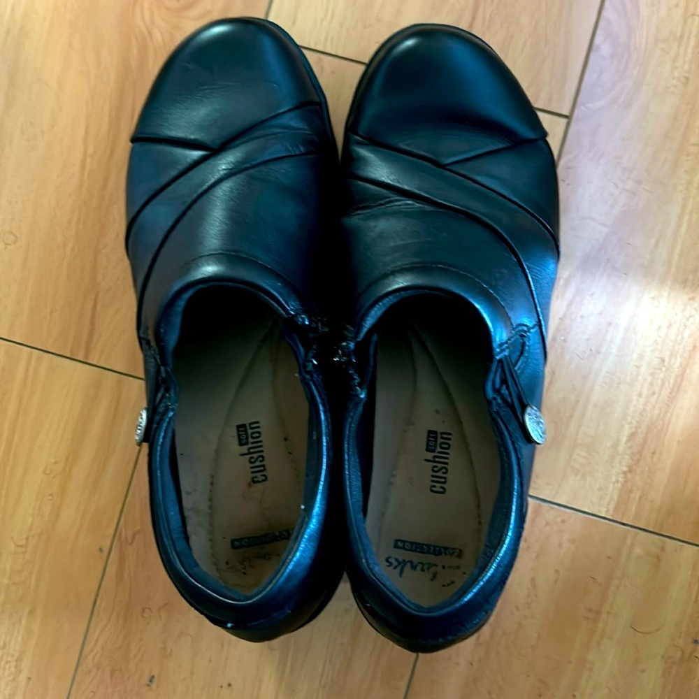 Walking on a cloud dress shoe